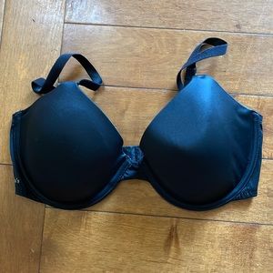 Victoria’s Secret Black bra